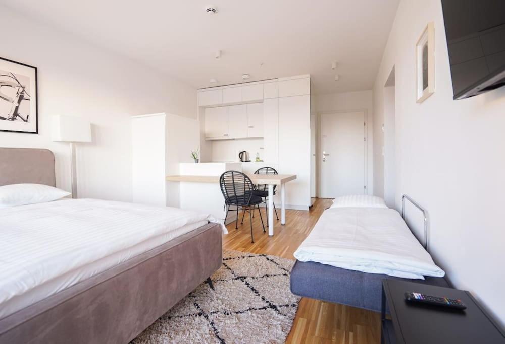 Fine Studio With Terrace - 15 Min To Center Wien Exterior foto